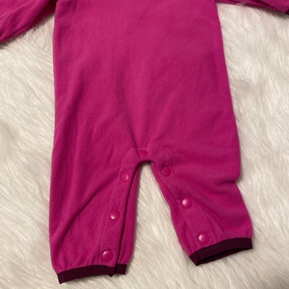 The North Face Girl’s‎ Size 0-3M One Piece Outfit - Picture 3 of 5
